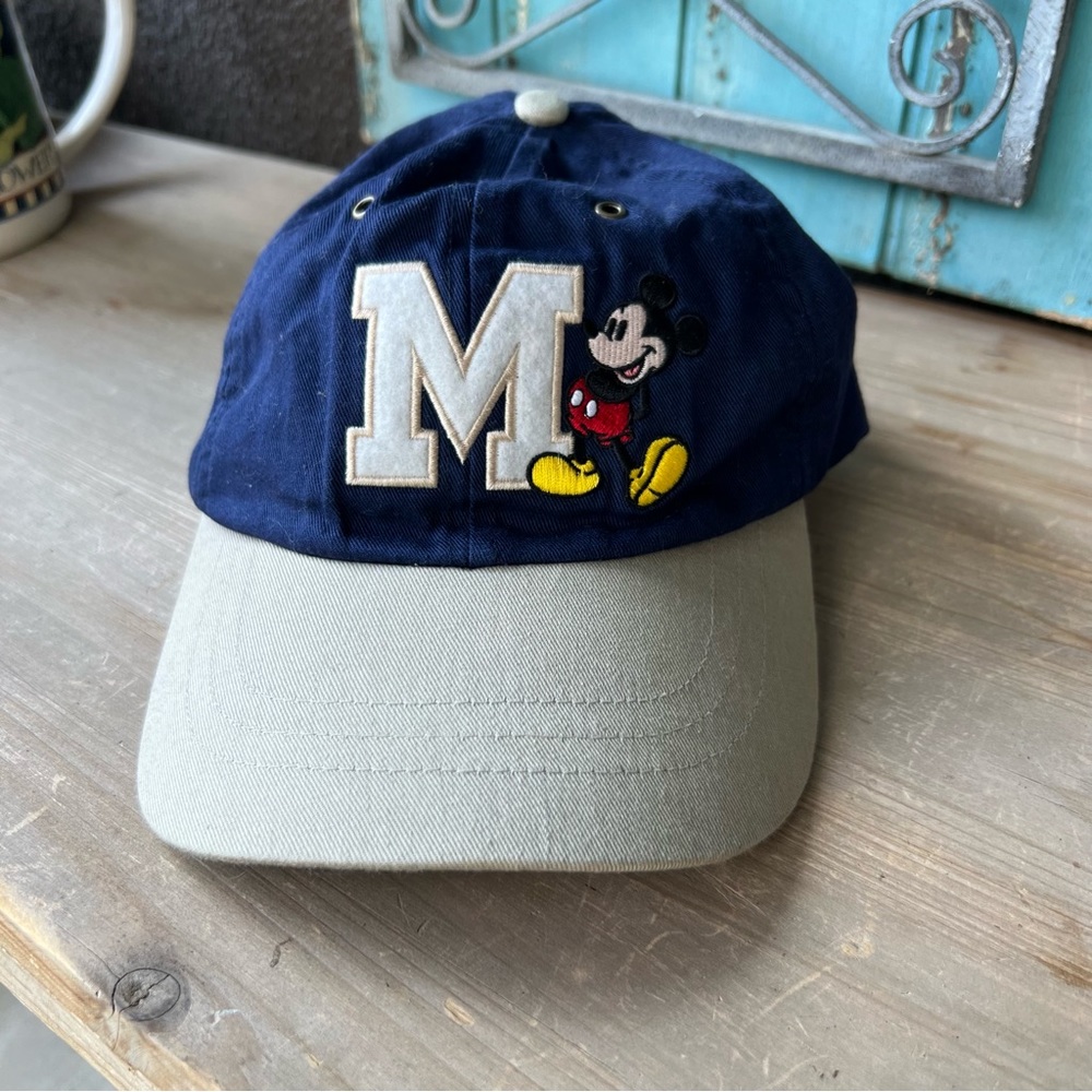 Vintage Mickey Mouse M Cap Walt Disney World Resort Park Dad Hat Disneyland Blue
